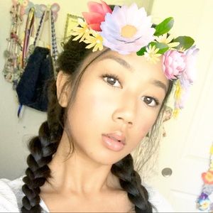 Meet your Posher, Chloe